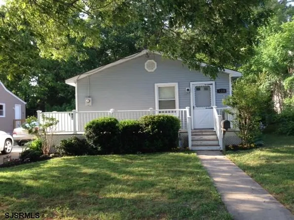 136 Hobart Ave, Absecon, NJ 08201