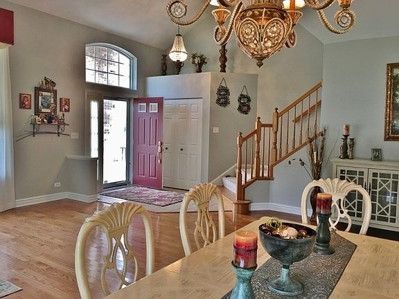5th image of 504 Savoy Ct