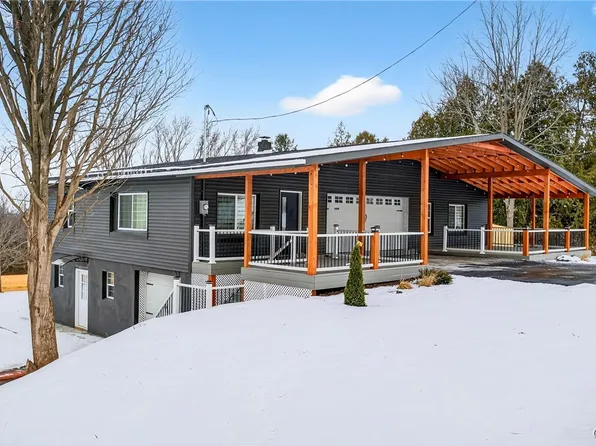 1266 Genesee St, Oneida, NY 13421