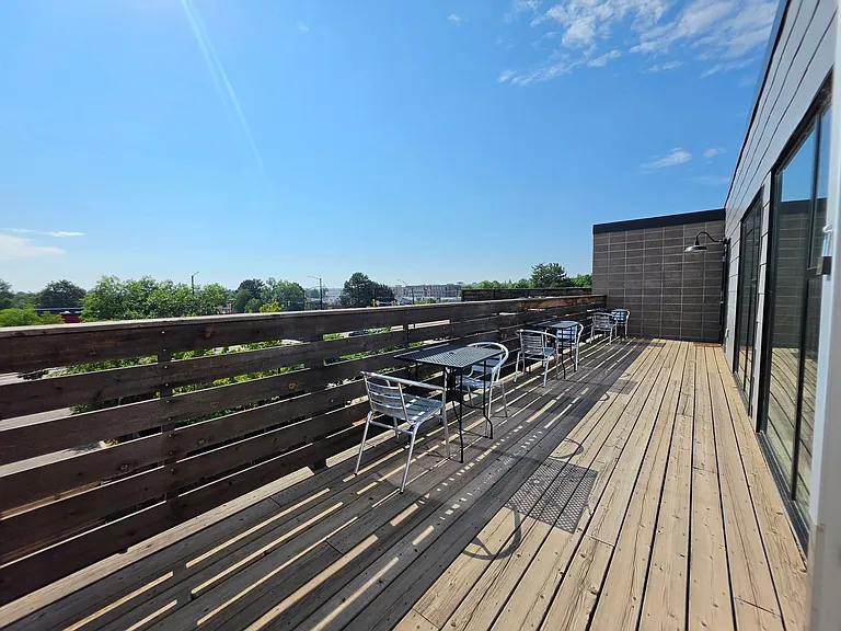 2333 Arapahoe Ave. — Photo 11