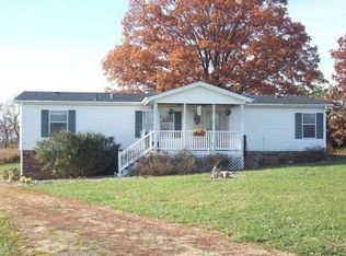 1140 Gammons Lake Rd, Chatham, VA 24531