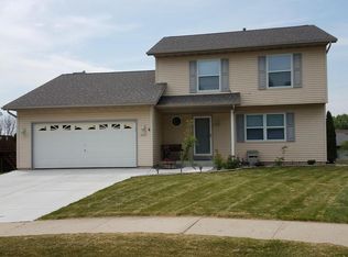 3321 Windsor Pl, West Bend, WI 53090