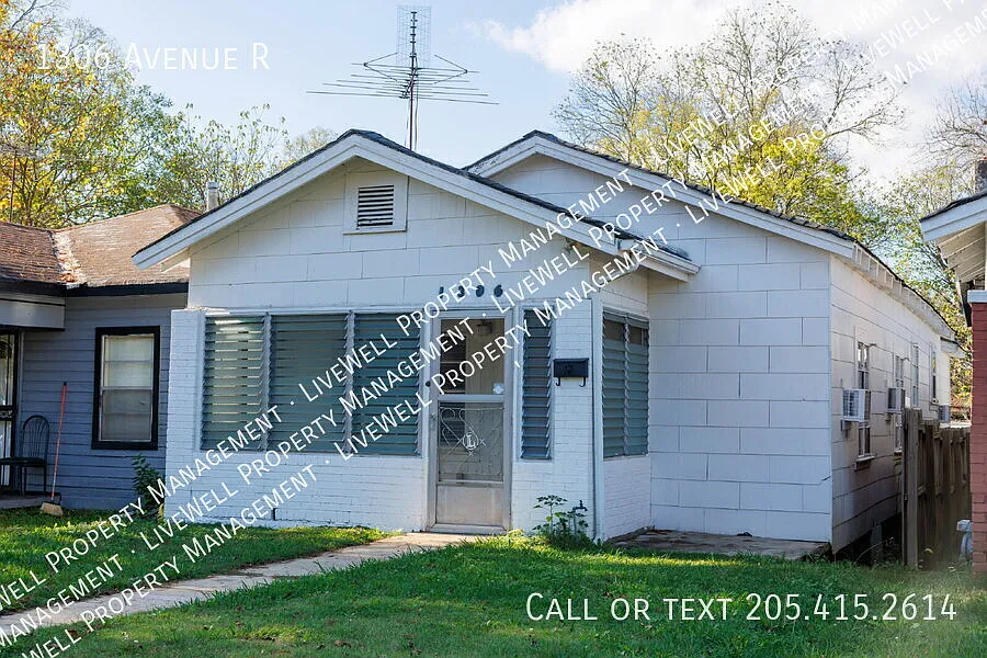 Cute 3 Bedroom Home in Fairfield — Photo 3