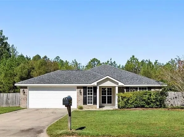 98 Pine View Rd SE, Ludowici, GA 31316