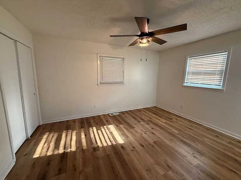 10 Ridgeview Dr — Photo 8