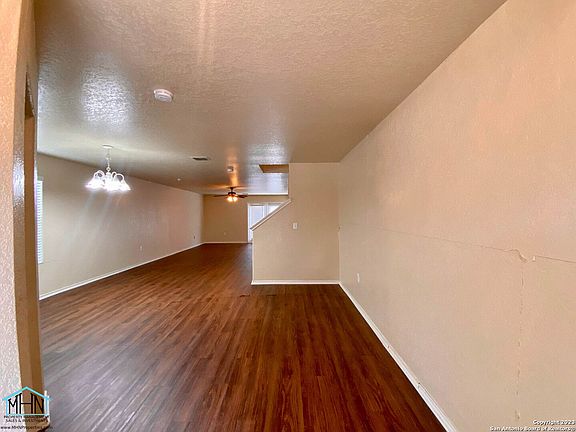 4th image of 7338 Azalea Sq