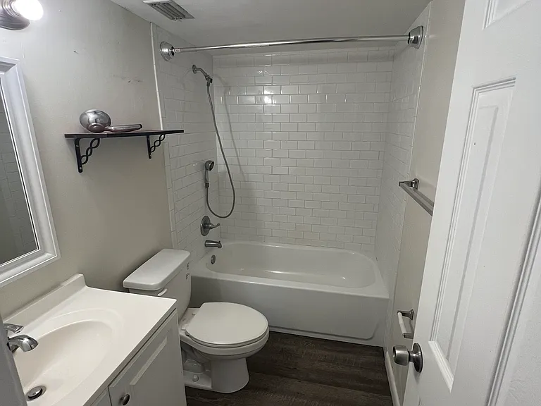 11311 SW 200th St #306 — Photo 10