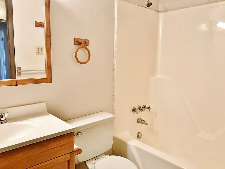 East Liberty - Apartments For Rent In Pittsburgh — Photo 8