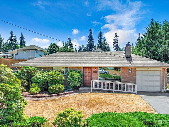 2nd image of 5230 191st Street SW