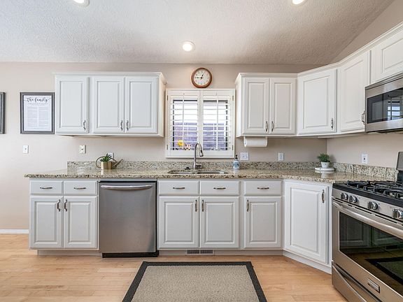 5th image of 2145 S Legacy Dr