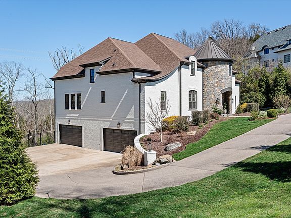 4th image of 514 Legends Ridge Ct