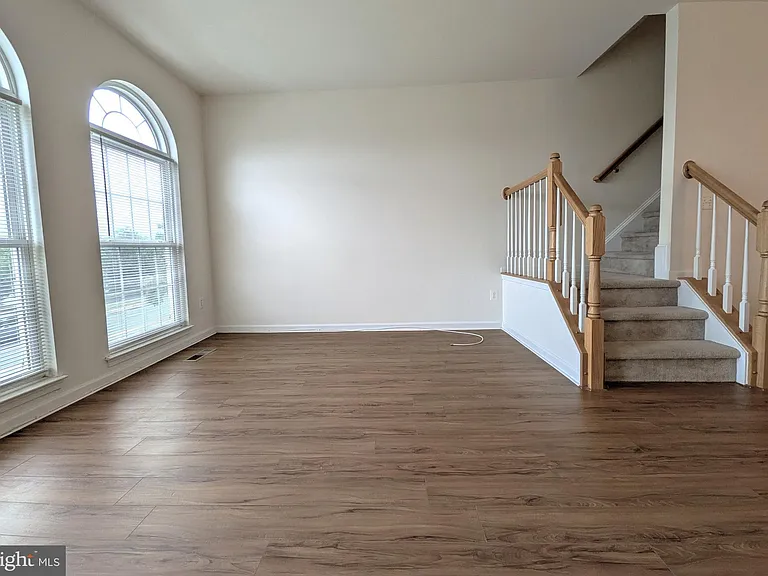 25015 Riding Center Dr — Photo 10