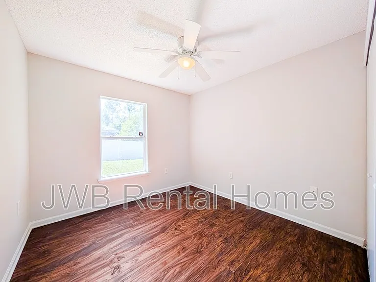 11646 Carson Lake Dr — Photo 7