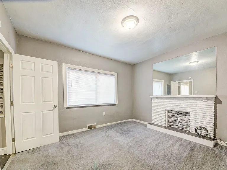 311 Boggs Ave — Photo 17