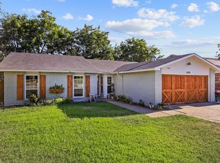 1233 Whittenburg Dr, Fort Worth, TX 76134