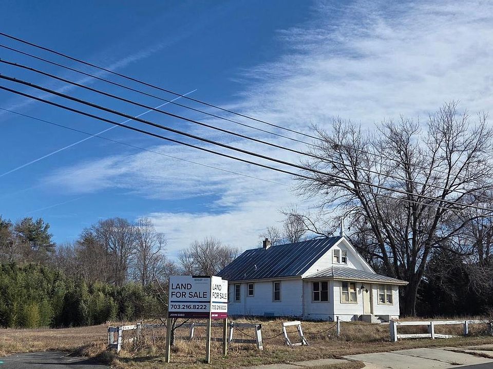 2nd image of 3203 W Ox Rd