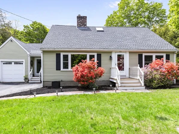 290 Bedford St, Lexington, MA 02420