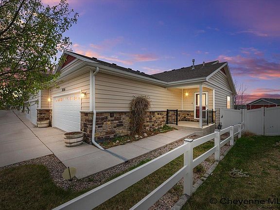 3rd image of 3816 Gunsmoke Rd