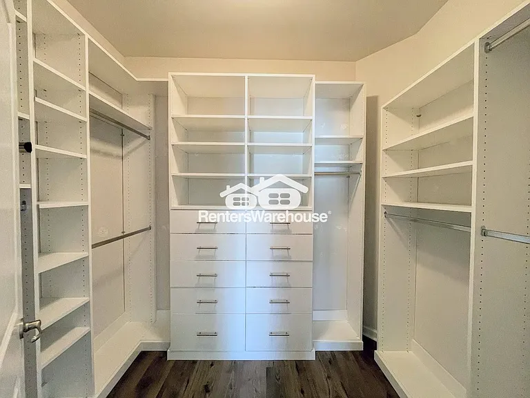 521 Charles Porteus Ln — Photo 25