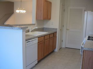 919 Enfield Dr #14-G5, Northbrook, IL 60062