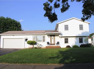 41 Barney Ln, Rochester, NY 14606