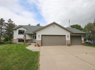 4790 Echo Ct, Faribault, MN 55021