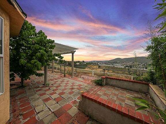 2nd image of 13183 Avenida Grande