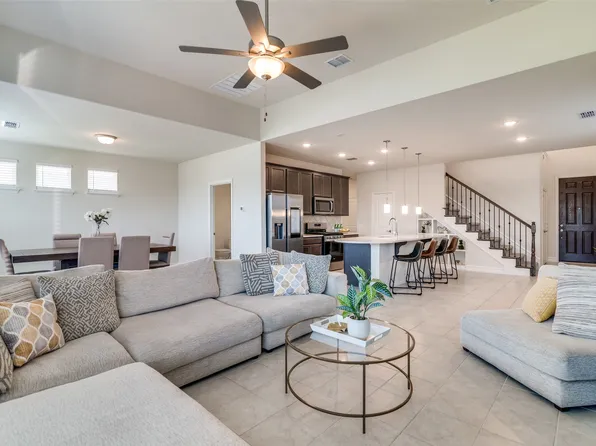 2769 Henson Ln, Garland, TX 75040