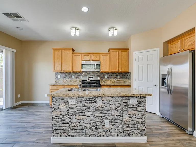 8944 Bandinella Ave — Photo 22