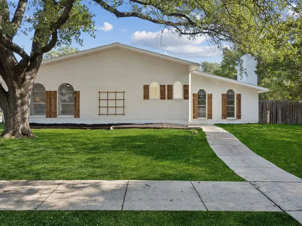 1901 Addington Dr, Carrollton, TX 75007