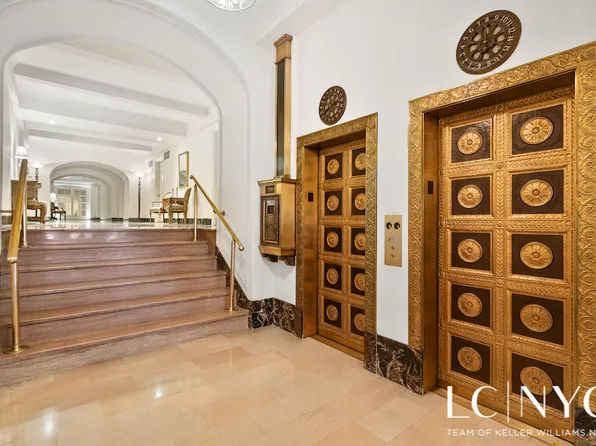 575 Park Avenue image 13 of 19