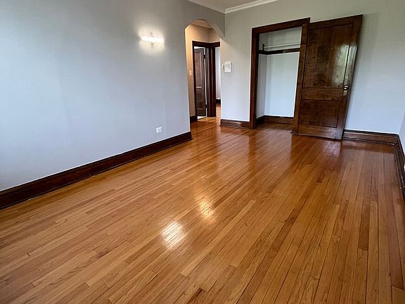 2nd image of 1903 Euclid Ave #Eb-2c
