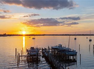 415 NW North River Dr APT 302, Stuart, FL 34994