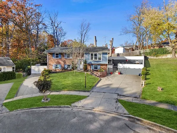 1902 Dana Dr, Hyattsville, MD 20783