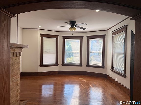 5th image of 42 Pendleton St #2