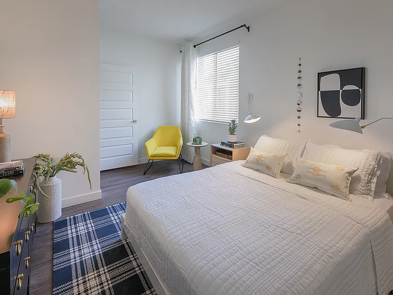 Sanctuary on 51st — Photo 23
