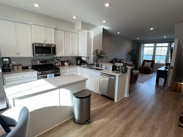 11 Sidney Ln — Photo 13