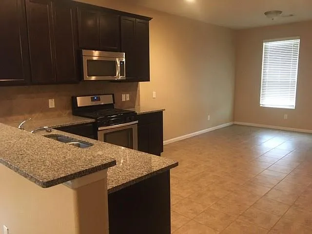 Photo 2 of 8 - 20102 Linden Spruce Ln - Richmond, TX Building Photo - 20102 Linden Spruce Ln
