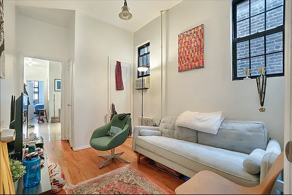 Rented by Compass | media 3