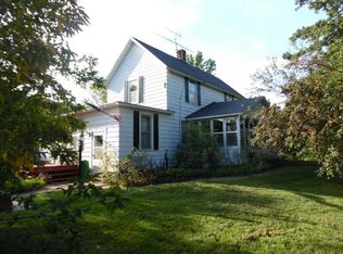 N18225 Youngs Lake Rd, Dunbar, WI 54119