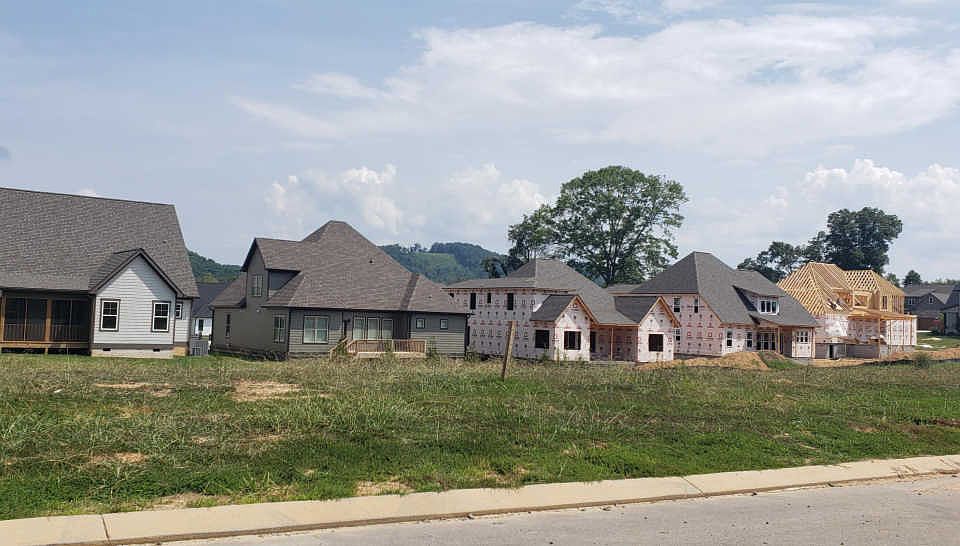 2nd image of 2371 Weeping Willow Dr Lot 71