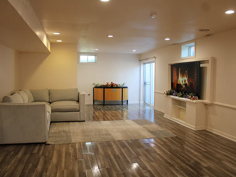 234 Flagstaff Cir — Photo 96