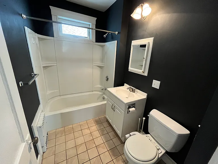 7 Roseway St #2 — Photo 10