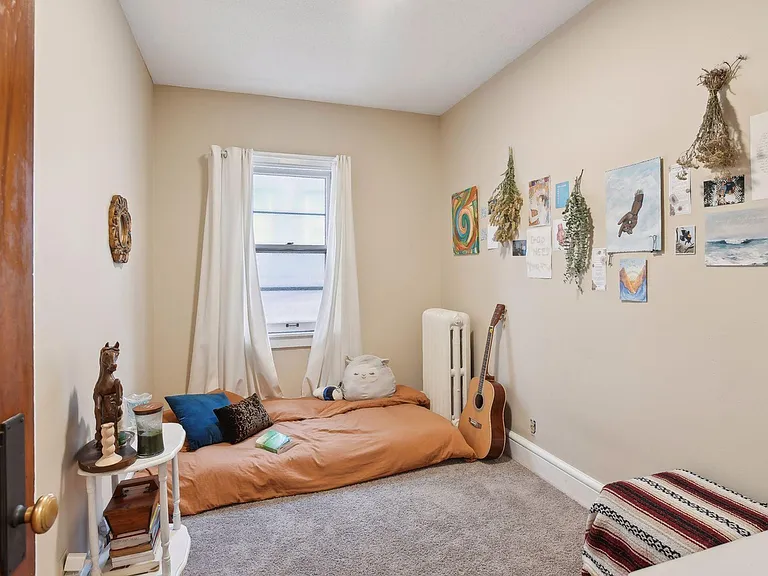 1936 Fremont Ave S #1 — Photo 4