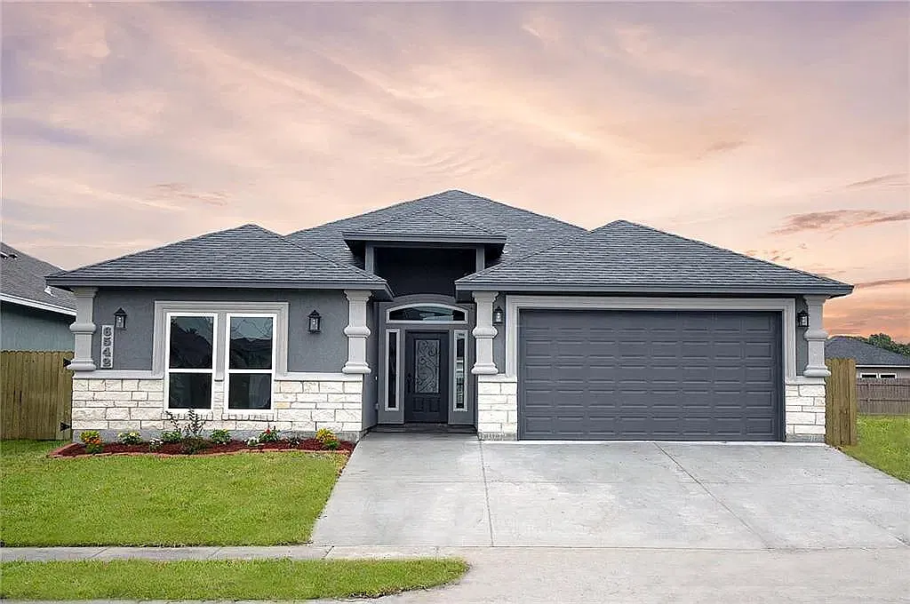 4 bed, 2278 sqft, $2,495 — Photo 1