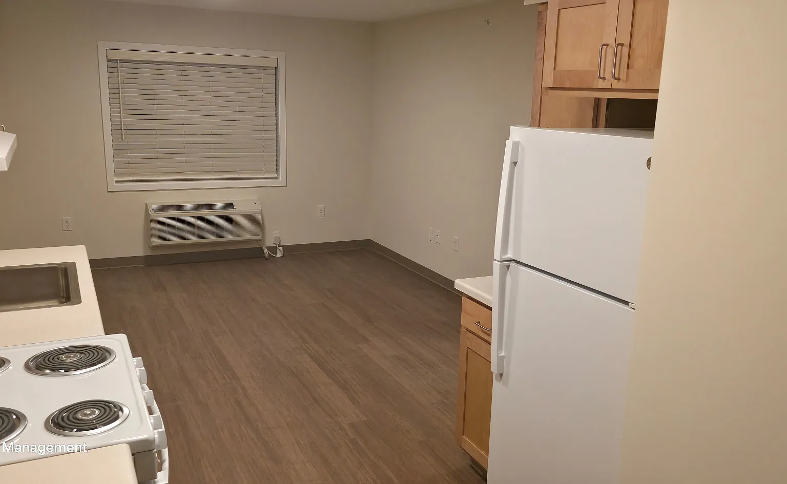 1420 W Kirkwood Ave — Photo 1