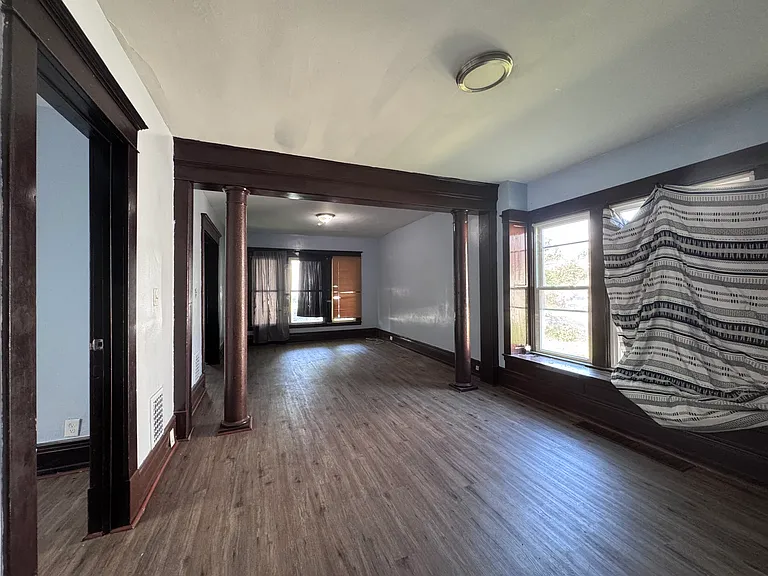 55 Girard Pl #1 — Photo 5