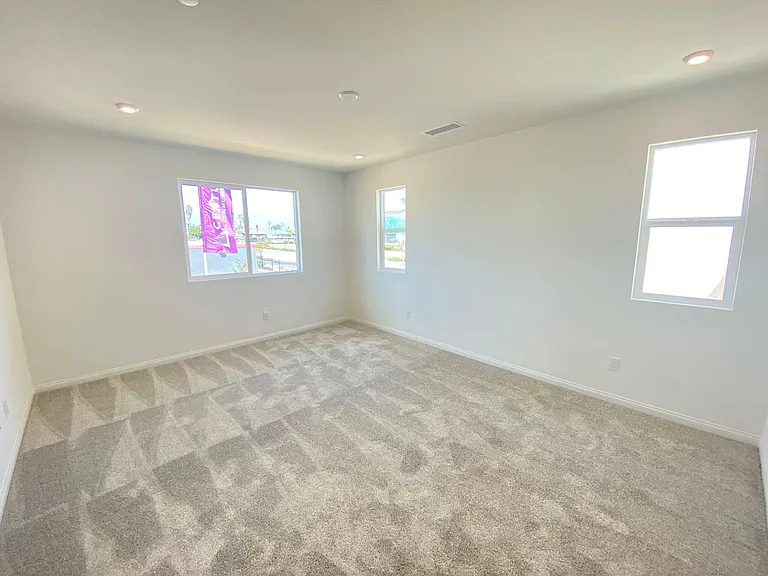 208 Bonita Ln — Photo 10