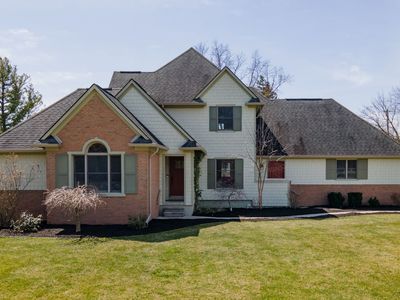 411 Cherry Tree Ln, Rochester Hills, MI, 48306