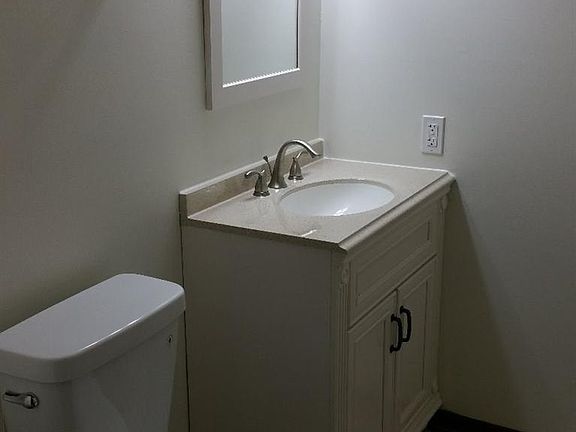 4th image of 707 Wellington Dr
